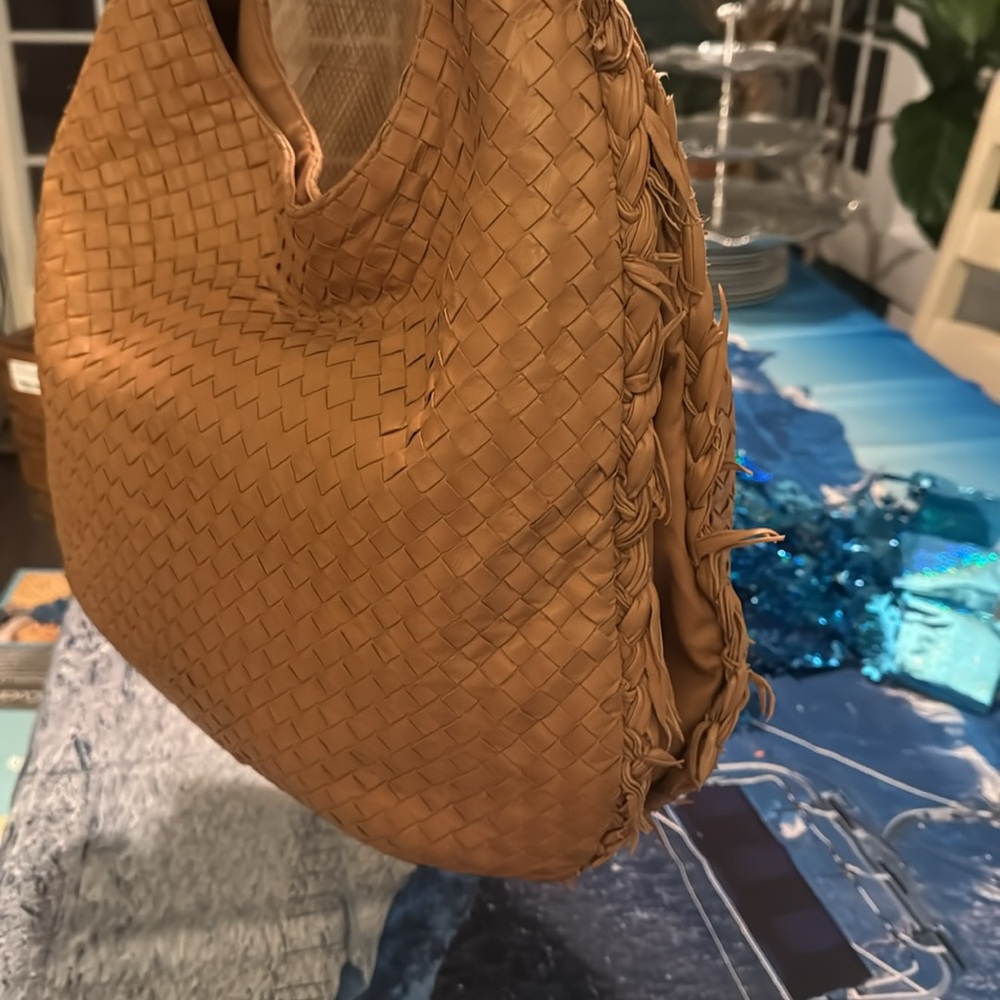 Bottega Veneta Large Travel Bag Intrecciato Leather Hobo Carmel Beige - Picture 6 of 16